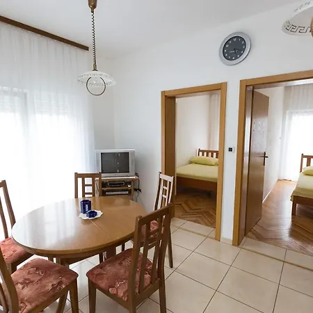 In Okrug Donji With Sea View, Balcony, Air Conditioning, Wifi 5166-3 Апартаменты *